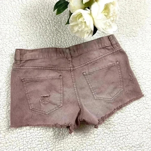 Free People Mauve Runaway Slouch Distress Raw Hem ButtonFly Denim Shorts Size 27 - Picture 5 of 14